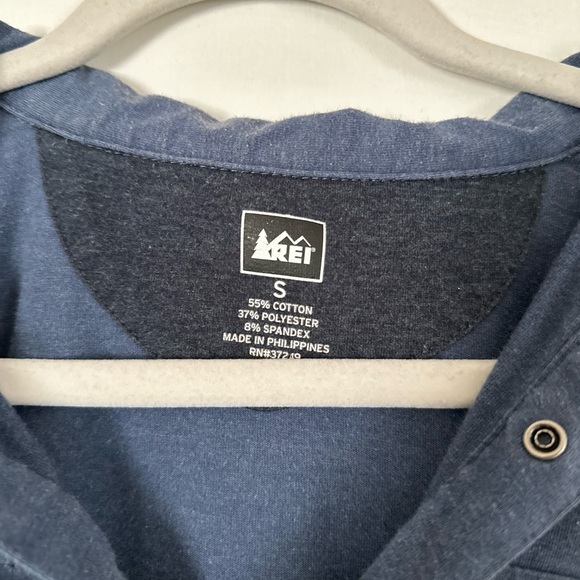 REI Long Sleeve Polo Blue Size Small - Picture 2 of 3